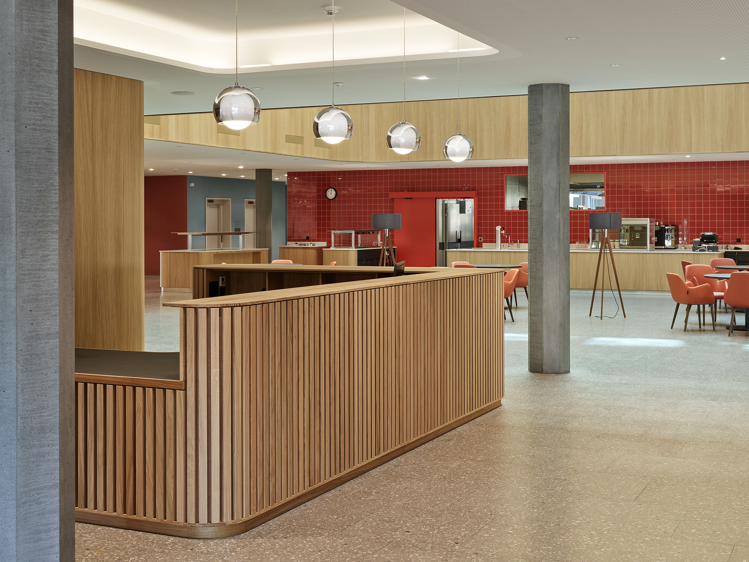 Ahp0068 AIQ4 008737 J2560